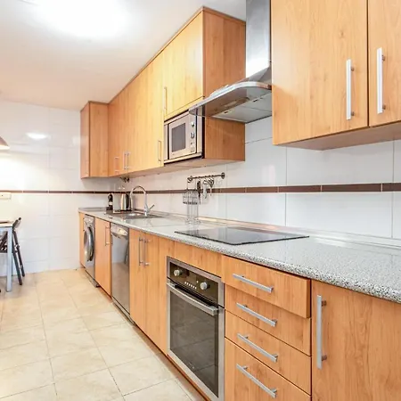 شقة Two-bedroom In إِستيبونا