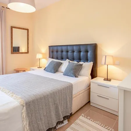Two-bedroom In شقة